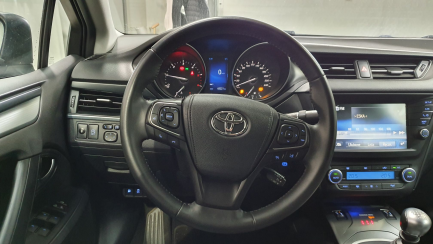 Zdjęcie przedmiotu: Toyota Avensis 2.0 D-4D Premium