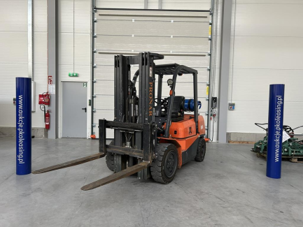 Forklift PRONAR FG35