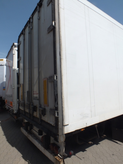 Zdjęcie przedmiotu: SCHMITZ CARGOBULL SK0 24 / L-13.4FP80 / 60 isothermal semi-trailer