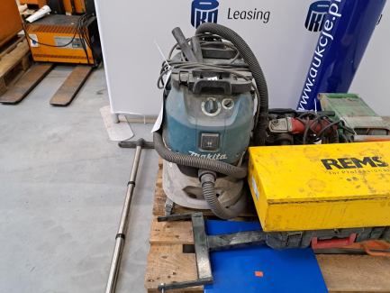 Zdjęcie przedmiotu: Workshop equipment set