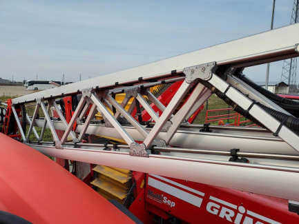 Zdjęcie przedmiotu: Kubota XTS4 trailed field sprayer with HSA 24/7 boom