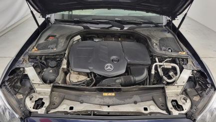 Zdjęcie przedmiotu: Mercedes-Benz E 220 d 4-Matic All-Terrain