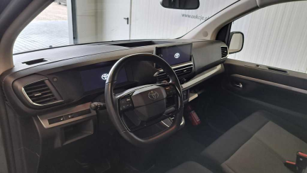 Zdjęcie przedmiotu: Toyota PROACE Verso 2.0 D-4D E6EA 2.9t Medium Business Aut