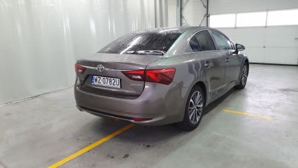 Zdjęcie przedmiotu: Toyota Avensis 1.8 Premium