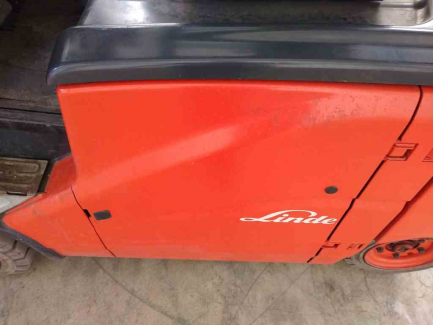 Zdjęcie przedmiotu: Electric pallet truck FENWICK-LINDE E16PH-01