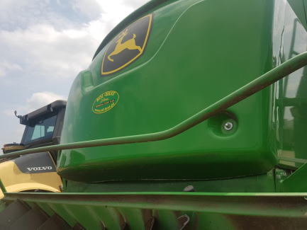Zdjęcie przedmiotu: Kombajn Zbożowy John Deere W 330 Z HEDEREM I STOŁEM DO RZEPAKU