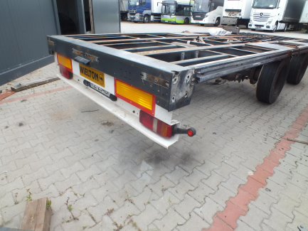 Zdjęcie przedmiotu: Box and curtain trailer with central axles WIELTON PC2