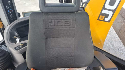 Zdjęcie przedmiotu: Екскаватор-навантажувач JCB 4CX