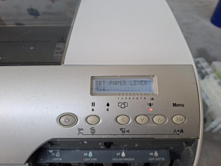 Zdjęcie przedmiotu: Drukarka DTF EPSON STYLUS PRO 4880 (K122A) + automatyczna proszkarko-suszarka DTF