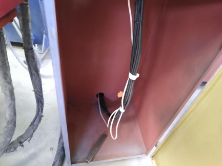 Zdjęcie przedmiotu: Jiangsu Hefeng Mechanical Making Co., Ltd. (China) DW50NC. Hydraulic bending machine