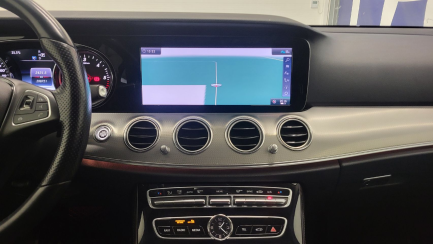 Zdjęcie przedmiotu: Mercedes-benz E 220 d 4-Matic 9G-TRONIC