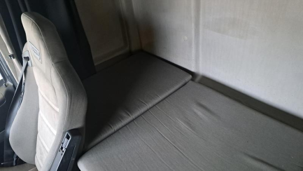 Zdjęcie przedmiotu: Iveco STRALIS E6 18.0t T/FP LT Hi-Way Hi-Tronix