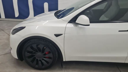 Zdjęcie przedmiotu: Tesla Model Y Performance AWD