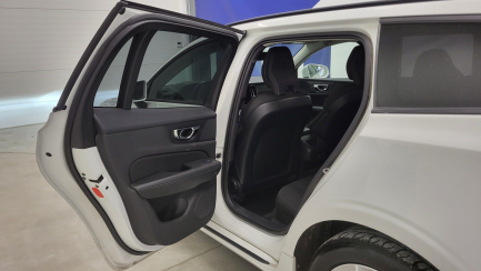 Zdjęcie przedmiotu: Volvo V60 B3 B Momentum Core aut