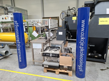 Zdjęcie przedmiotu: A set of catering equipment