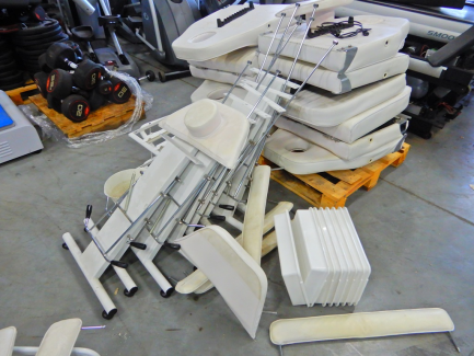 Zdjęcie przedmiotu: Cosmetic armchairs (4 pieces) YASUMI Sp. z o.o. Sp. k.