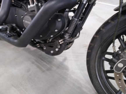 Zdjęcie przedmiotu: Harley Davidson Sportster Roadster