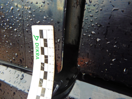 Zdjęcie przedmiotu: AUCTION OF THE DAY Volvo FH 16 700 6x4 Globetrotter Euro 5 with BERGS FOGEN timber body with JONSERED 1080 crane