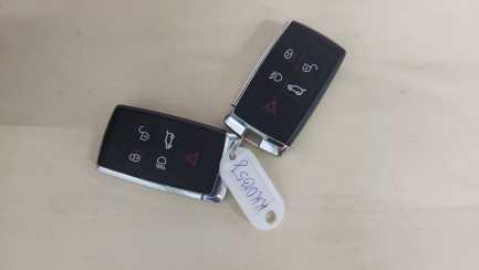 Zdjęcie przedmiotu: LAND ROVER Discovery V 3.0 D250 mHEV S