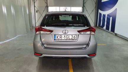 Zdjęcie przedmiotu: Toyota Auris Kombi 1.6 Active MS