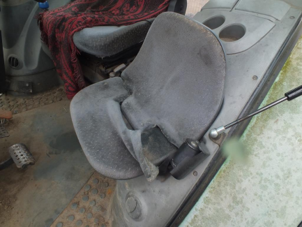 Zdjęcie przedmiotu: DEUTZ FAHR AGROTRON K610 T22 + TUR farm tractor