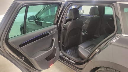 Zdjęcie przedmiotu: Skoda Superb Kombi 2.0 TDI L&K DSG