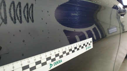 Zdjęcie przedmiotu: Mercedes-benz E 200 Sedan / Limousine