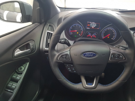 Zdjęcie przedmiotu: Ford Focus RS