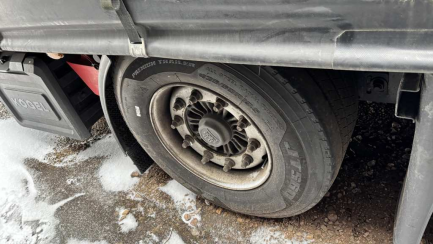 Zdjęcie przedmiotu: KOGEL SN24 Mega 35.0t Skrzyniowa