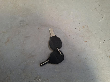 Zdjęcie przedmiotu: STUDIO FIGURA DIAMOND cosmetic device used to remove unwanted hair on both the face and the entire body