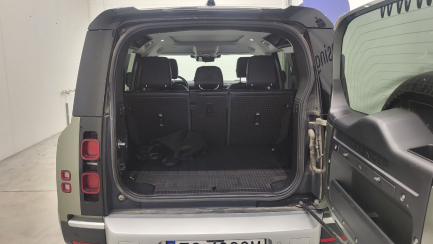 Zdjęcie przedmiotu: LAND ROVER Defender 110 2.0 D240 SE