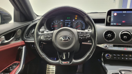 Zdjęcie przedmiotu: Kia Stinger 2.0 T-GDI GT Line Dowód zatrzymany elektronicznie brak pokwitowania