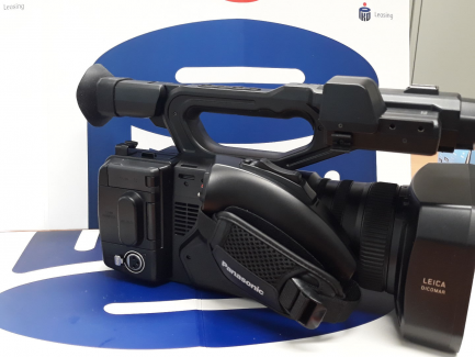 Zdjęcie przedmiotu: PANASONIC AG-UX90 CAMERA + аксесуари