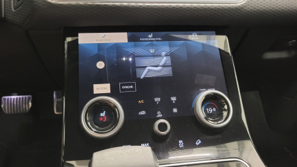 Zdjęcie przedmiotu: Range Rover Velar 2.0 D200 mHEV R-Dynamic S