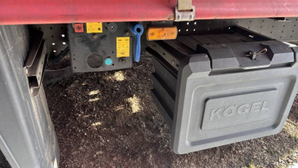 Zdjęcie przedmiotu: SCHMITZ SCS 24 35.0t Skrzyniowa