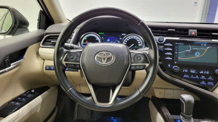 Zdjęcie przedmiotu: Toyota Camry 2.5 Hybrid Executive CVT Oświadczenie o utracie DR
