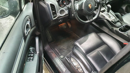 Zdjęcie przedmiotu: Porsche Cayenne Platinum Edition