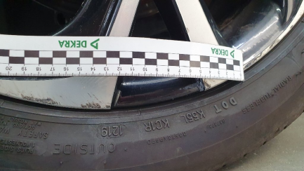 Zdjęcie przedmiotu: Toyota C-HR 1.8 Hybrid Selection