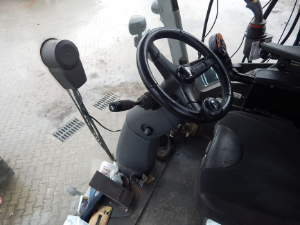 Zdjęcie przedmiotu: Ciągnik rolniczy CLAAS XERION 3800 TRAC VC