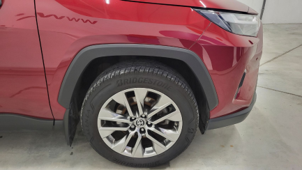 Zdjęcie przedmiotu: Toyota RAV4 2.5 Hybrid Executive 4x4