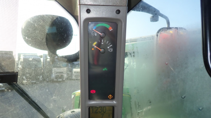 Zdjęcie przedmiotu: CASE Magnum 340 NFC farm tractor