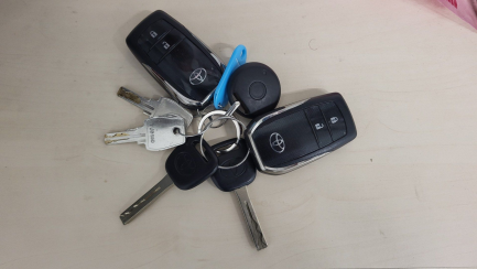 Zdjęcie przedmiotu: Toyota Hilux 2.8 D-4D Double Cab Invincible 4x4 aut