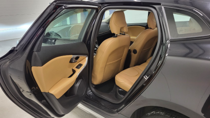 Zdjęcie przedmiotu: Volvo V40 Cross Country T3 Drive-E Summum aut