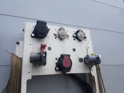 Zdjęcie przedmiotu: Curtain semi-trailer MEGA (Coilmulde) Fliegl SDS