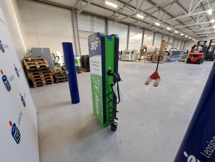 Zdjęcie przedmiotu: PRE Edward Biel EVB 2M AC charging station