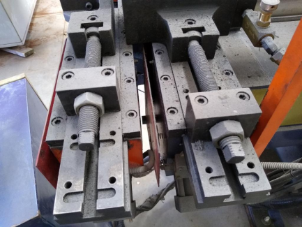 Zdjęcie przedmiotu: Jiangsu Hefeng Mechanical Making Co., Ltd. (China) DW50NC. Hydraulic bending machine