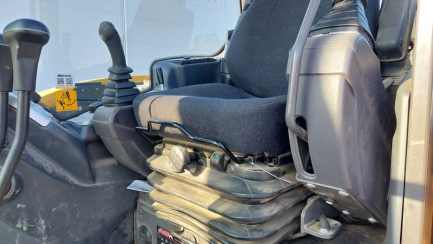 Zdjęcie przedmiotu: Mecalac 8MCR crawler excavator