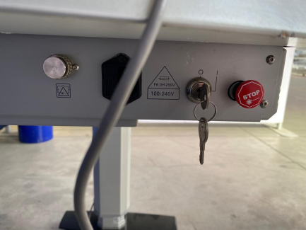 Zdjęcie przedmiotu: Medical laser for 2RT ELLEX MEDICAL PTY therapy. 2RT LR1532