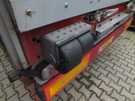 Zdjęcie przedmiotu: KOEGEL SN24 Curtain semi-trailer
