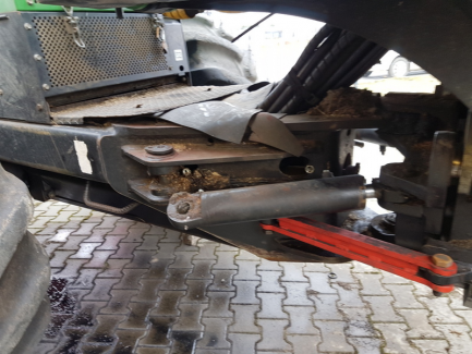 Zdjęcie przedmiotu: Harvester John Deere 770D